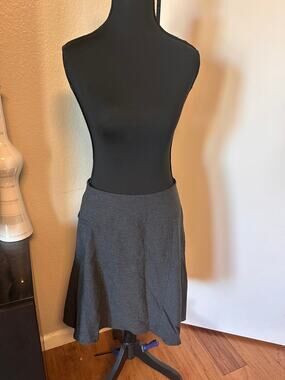 Royal Robbins Charcoal Gray A-Line Skirt Travel Outdoor Hiking Stretch Midi Sz 4